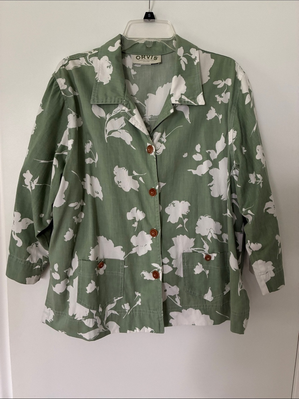 Orvis Vintage Olive Green and White Floral Button-Front Shirt Jacket